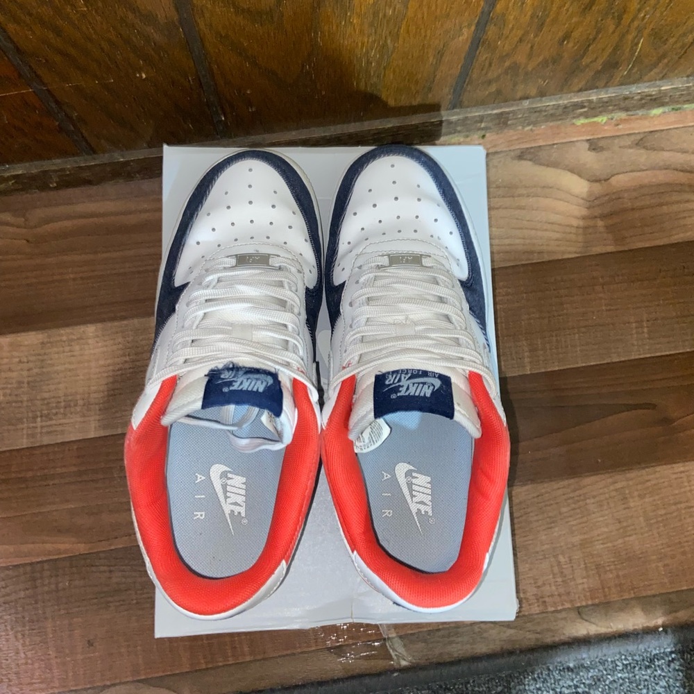 Nike Air Force 1 - image 2